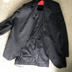 Anderson Little suit